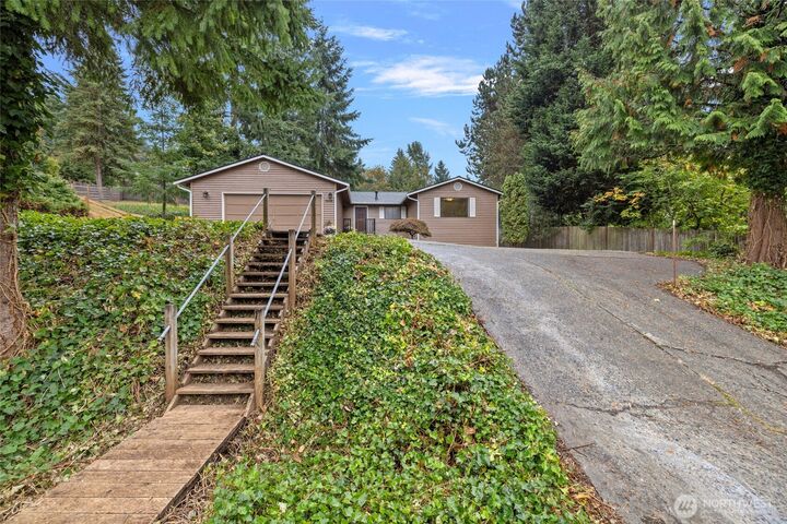 Property Photo:  18428  146th Avenue NE  WA 98072 