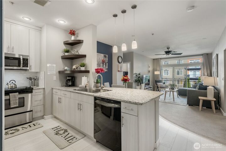 Property Photo:  2414  1st Avenue 525  WA 98121 