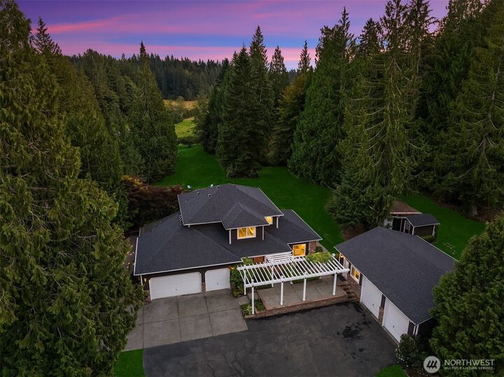Property Photo:  18330  Butler Road  WA 98290 