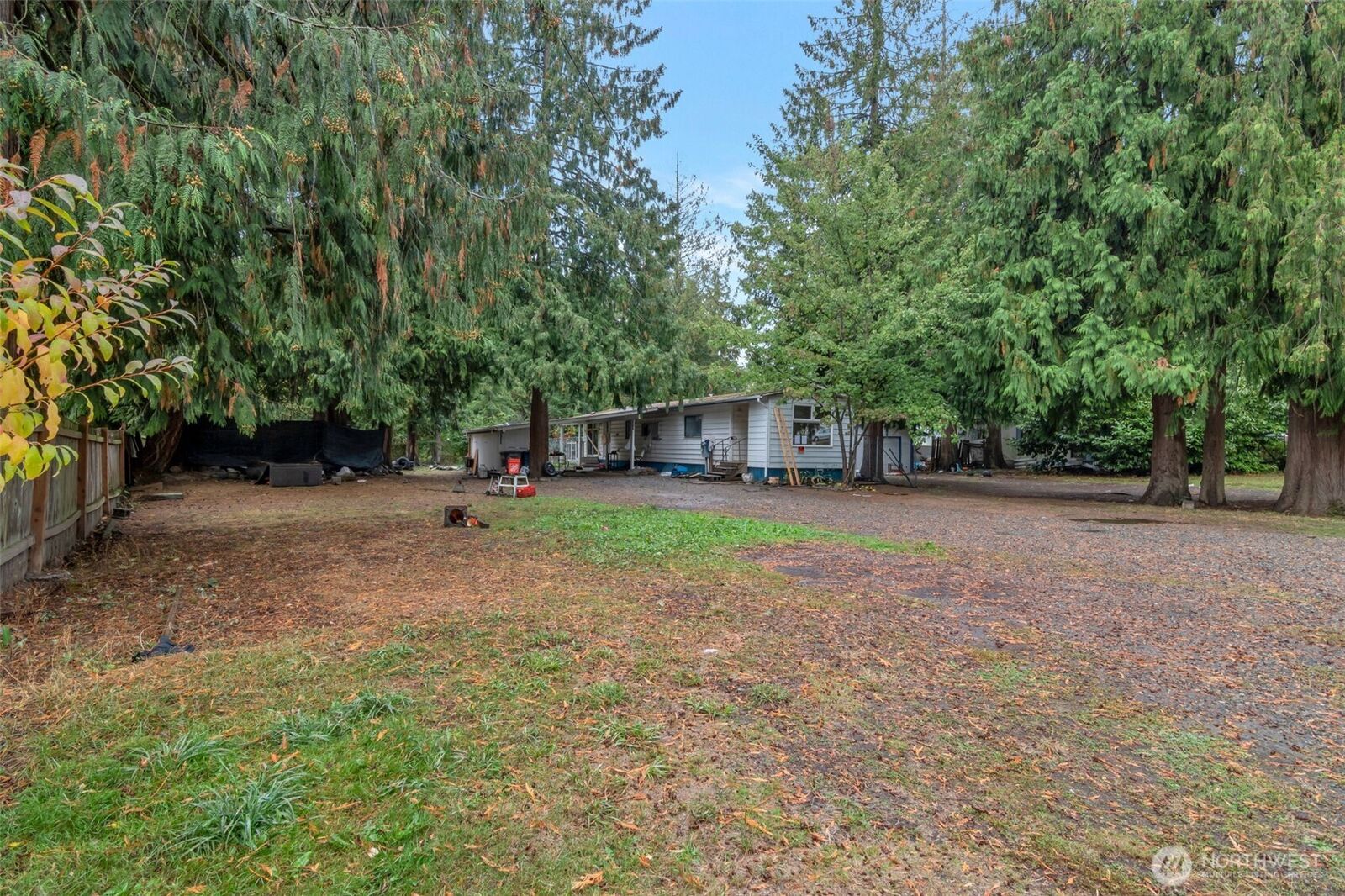 Property Photo:  9403  202nd Avenue E  WA 98391 