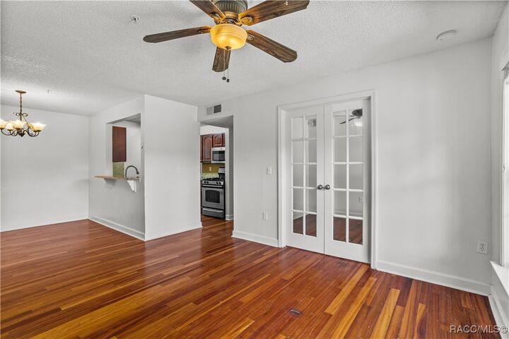 Property Photo: 2025 Dixie Belle Drive 2025F FL 32812