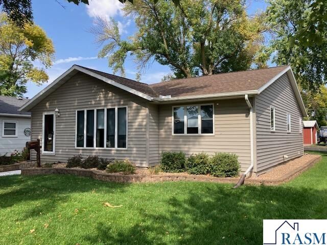 Property Photo: 508 Summit Street SE MN 56085