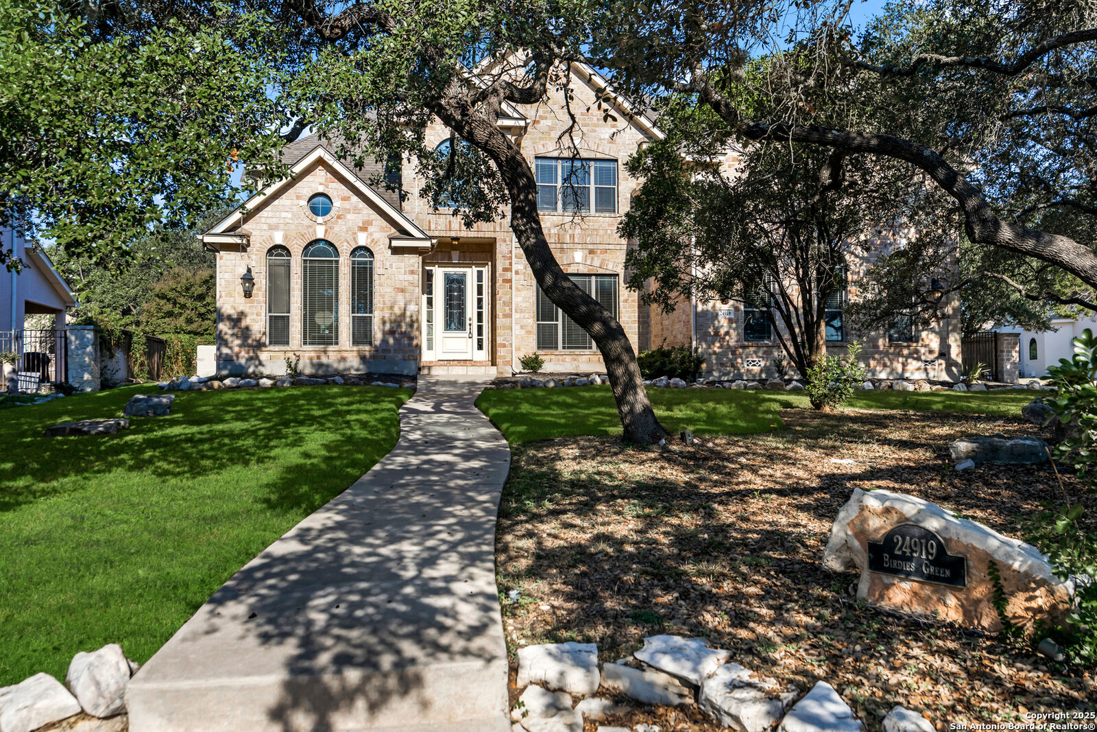 Property Photo:  24919 Birdies Grn  TX 78260 