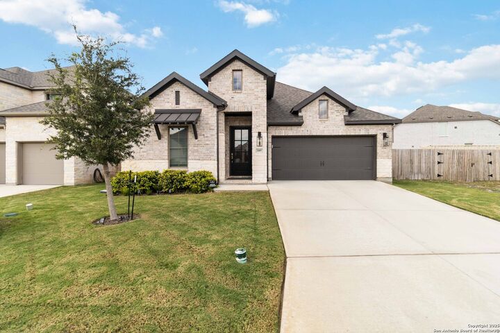 Property Photo:  149 Red Oak  TX 78009 