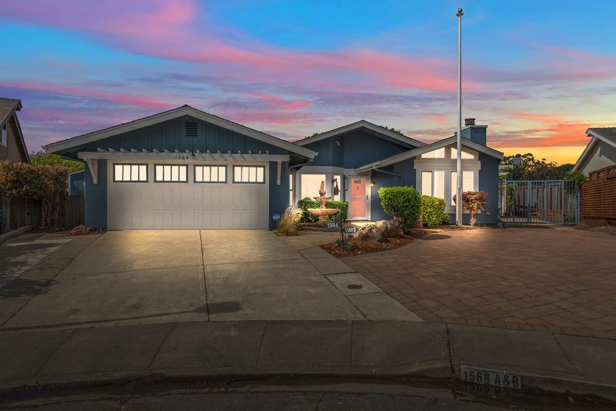 Property Photo:  1568 Mizzen Lane  CA 94019 