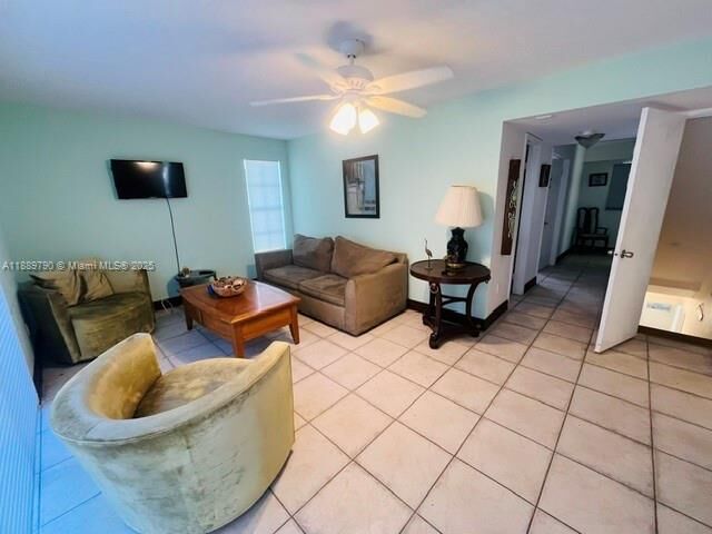 Property Photo:  202 W Canal Dr  FL 33037 