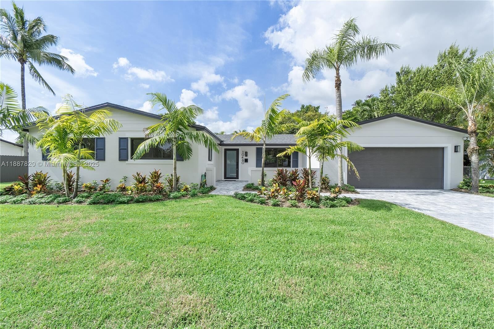 Property Photo:  10460 SW 93rd St  FL 33176 