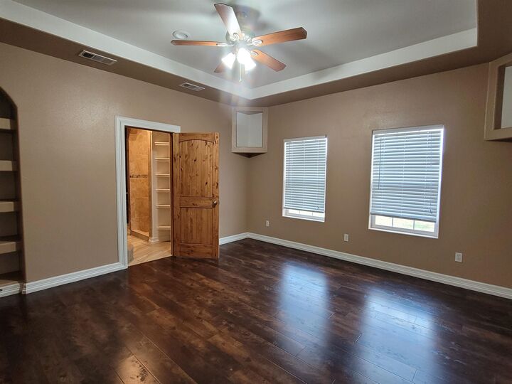 Property Photo:  106 Provost St.  TX 77611 