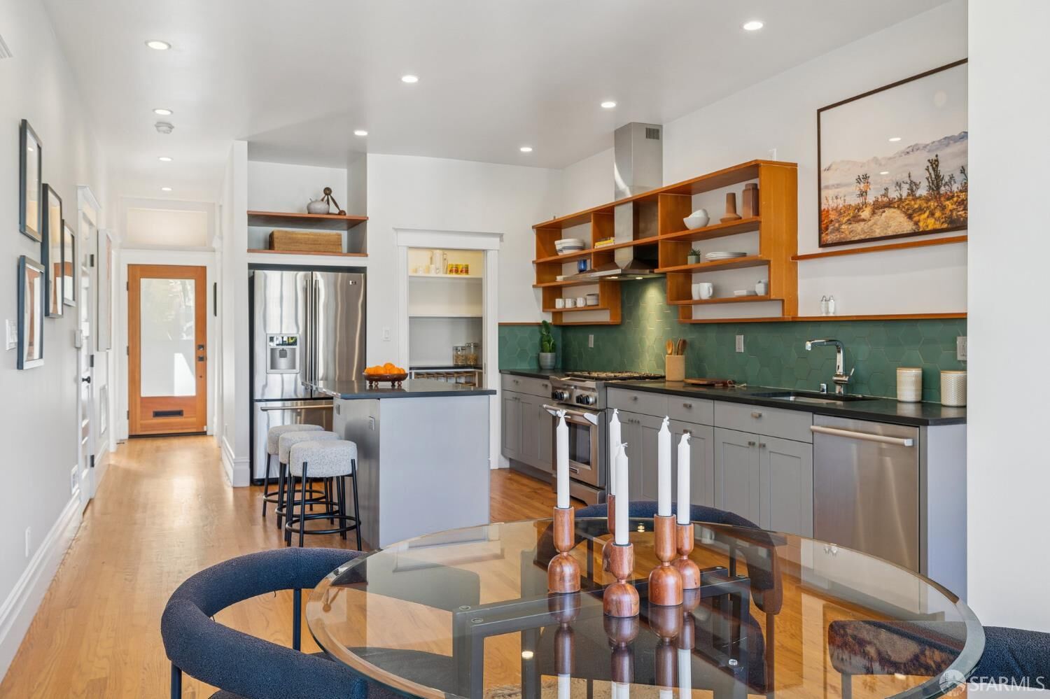 Property Photo:  15 Heyman Avenue  CA 94110 