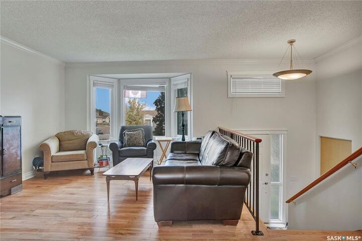 Property Photo: 426 4th Avenue N SK S0K 2T2