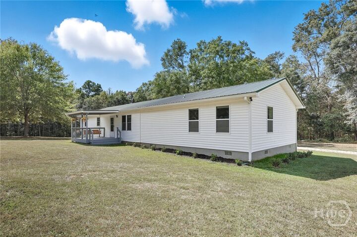 Property Photo:  260 Oak Circle  GA 30646