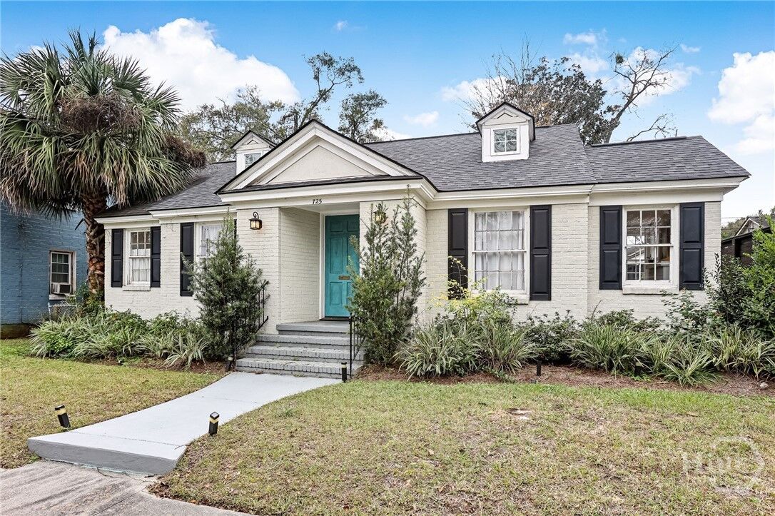 Property Photo:  725 E 53rd Street  GA 31405 