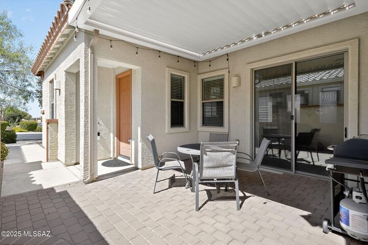 Property Photo: 10126 S Azure Surrey Drive AZ 85641