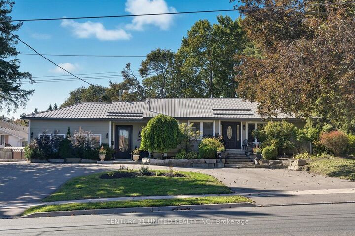 Property Photo:  749 Spillsbury Drive  ON K9K 1K9 