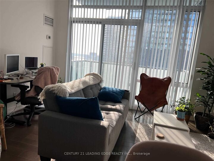 Property Photo:  170 Fort York Boulevard 1010  ON M5V 0E6 