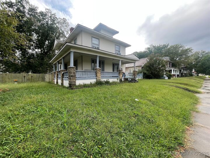 Property Photo: 649 E Okmulgee Street OK 74403