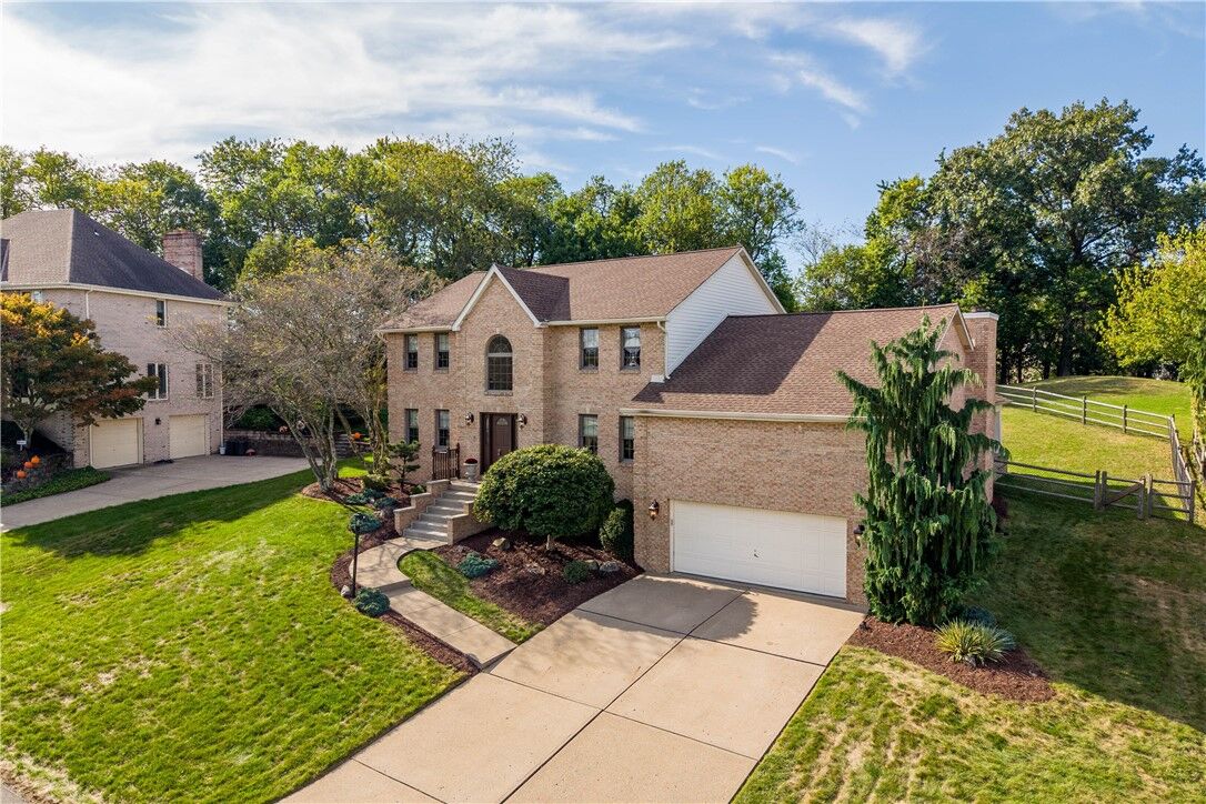 Property Photo:  163 Hickory Heights Dr  PA 15017