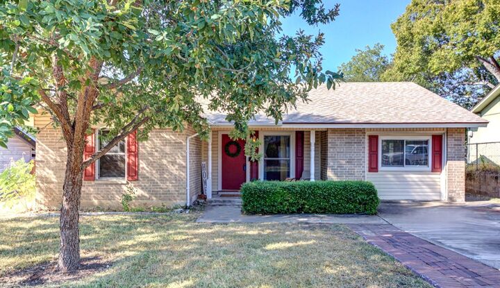 815 Hill Wood Drive  Austin TX 78745 photo