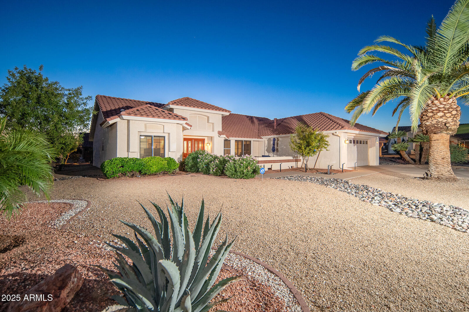 Property Photo:  21606 N Yellowstone Circle  AZ 85375 