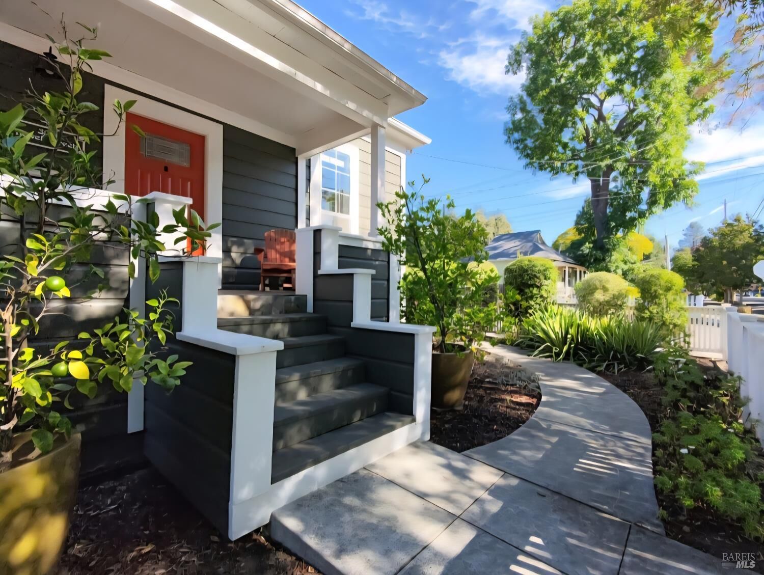 Property Photo:  303 Hewett Street  CA 95401