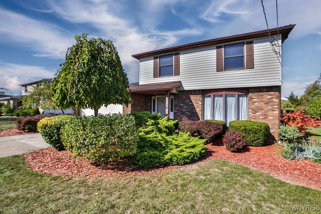Property Photo:  1687 Fix Road  NY 14072 