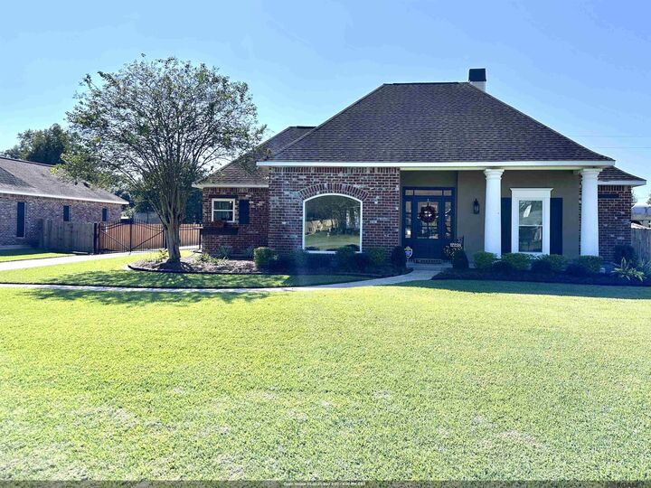 12238 S Milstead Pl  Baton Rouge LA 70818 photo