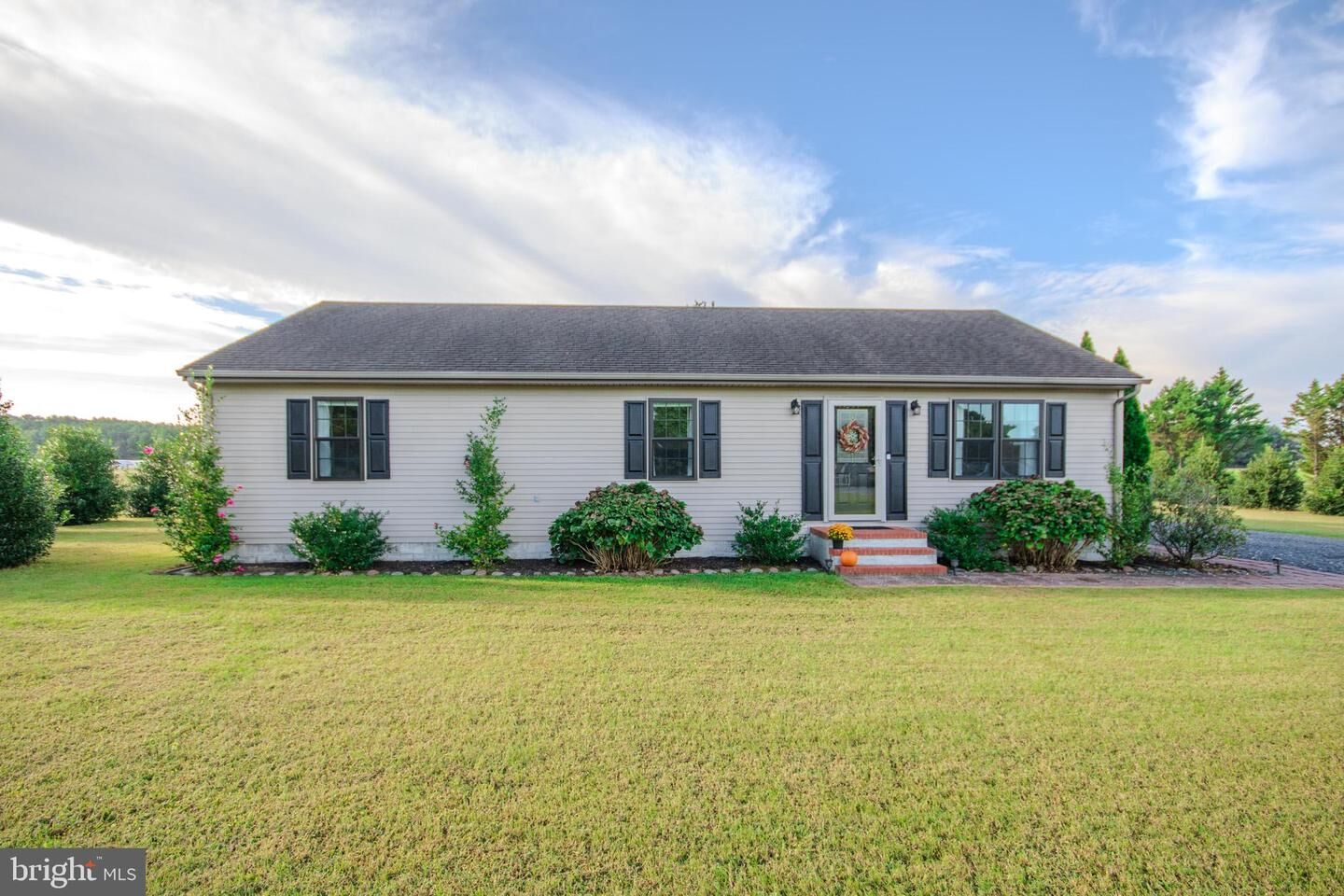 Property Photo: 27567 Waller Road MD 21801