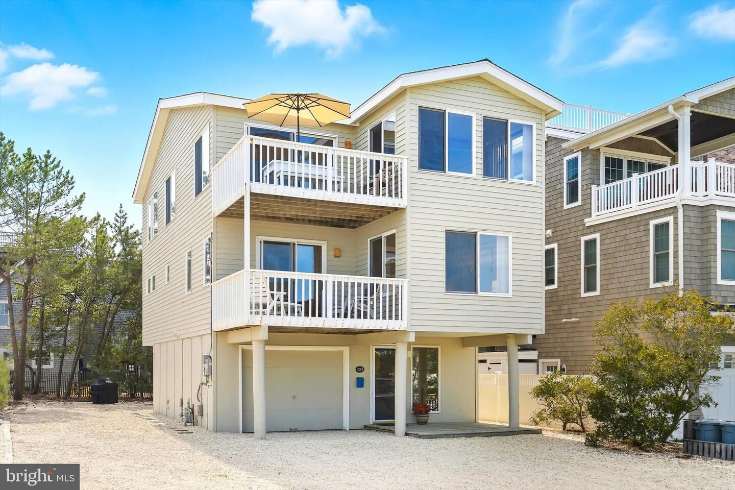 Property Photo:  204 E 26th  NJ 08008 