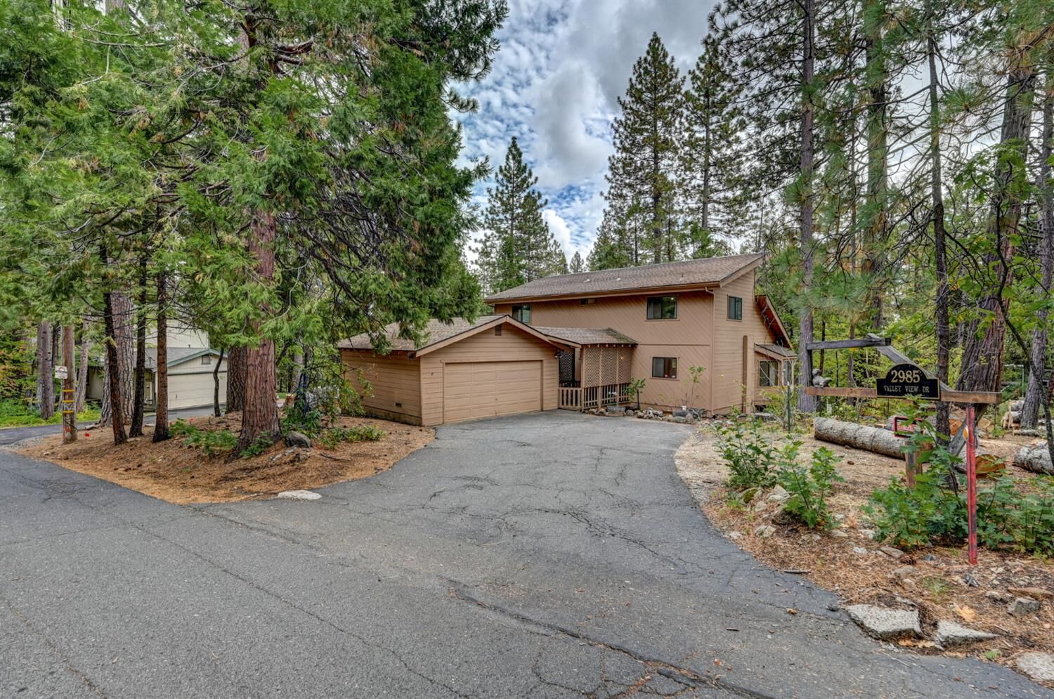 Property Photo: 2985 Valley View Drive CA 95223