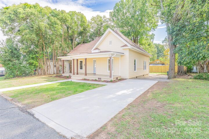 Property Photo:  221 Fink Avenue NW  NC 28025 