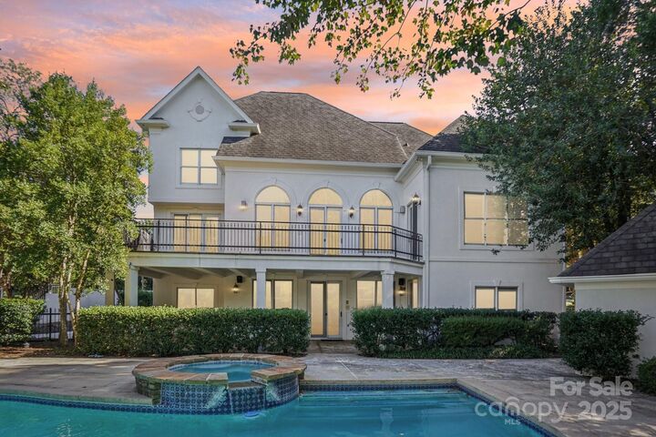 Property Photo:  19525 Mary Ardrey Circle  NC 28031 