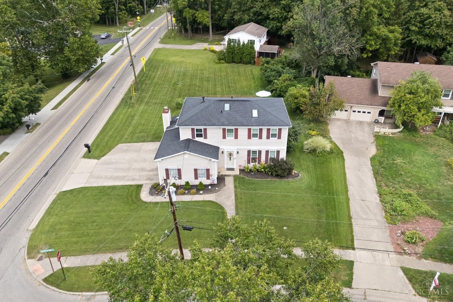 Property Photo:  4071 E Kemper Road  OH 45241 