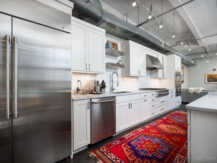 Property Photo:  335 W Fifth Street  OH 45202 