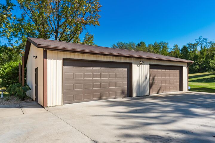 Property Photo:  4190 Johnstown Alexandria Road  OH 43031 
