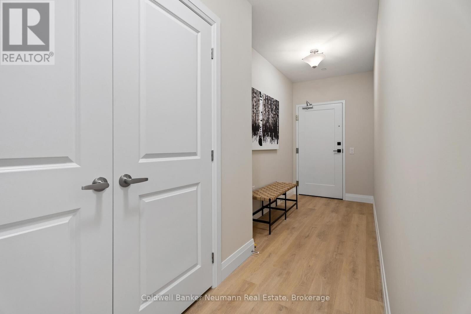 Property Photo:  1882 Gordon Street 209  ON N1L 0P6 