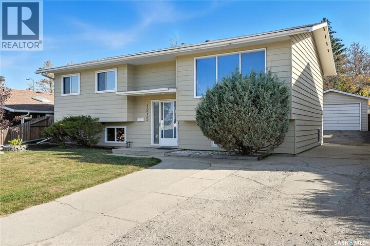 1215 Acadia Drive  Saskatoon SK S7H 4X4 photo