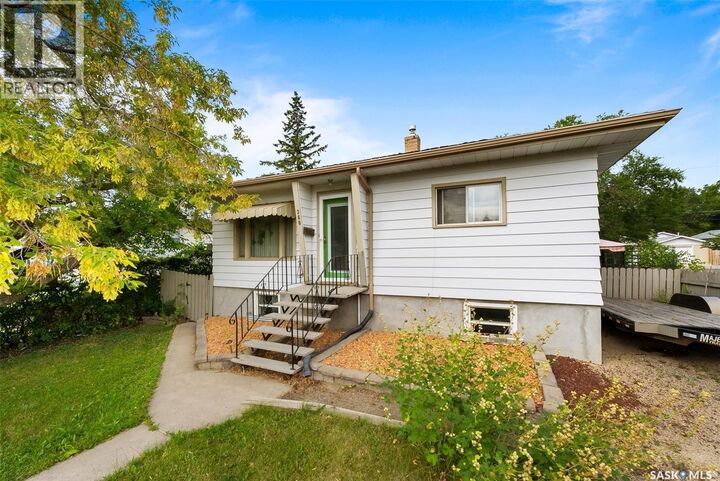 Property Photo:  360 Angus Street  SK S4R 3K6 