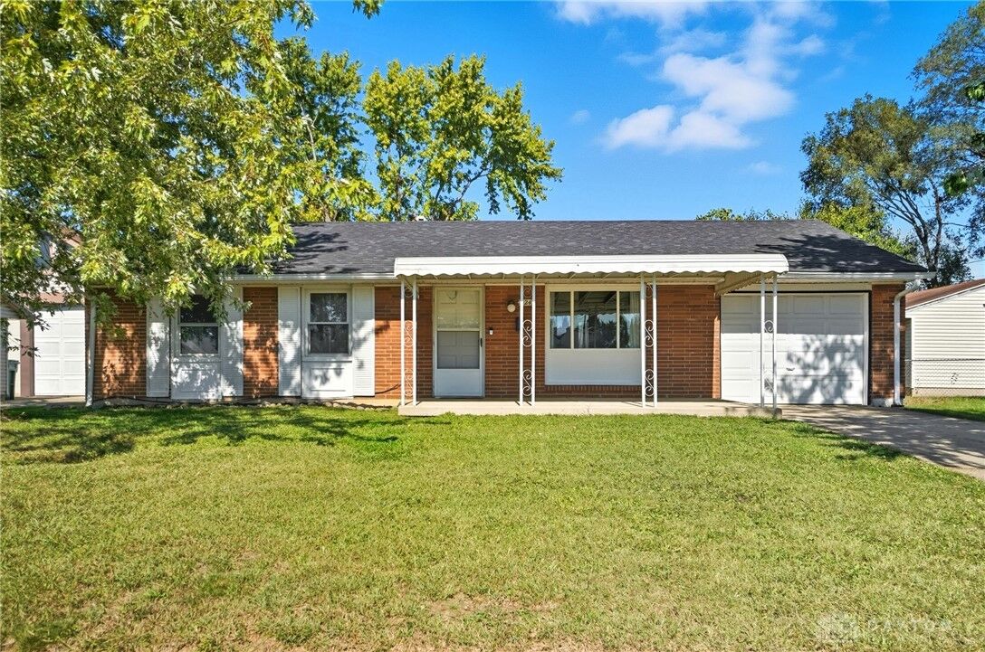 Property Photo:  1124 Burket Drive  OH 45344 
