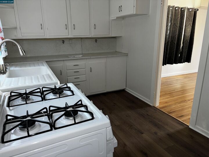 Property Photo: 125 Bruning Ave CA 94571