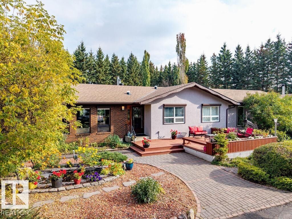 Property Photo:  194 52328 Hwy 21  AB T8B 1J9 