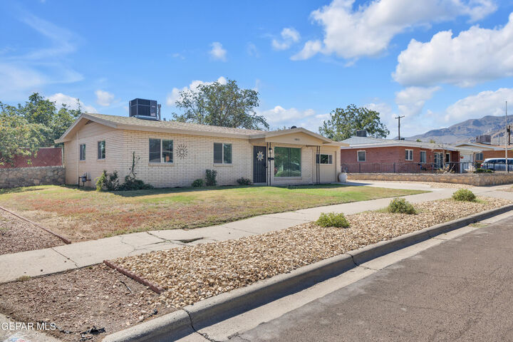 Property Photo: 10013 Keystone Drive TX 79924