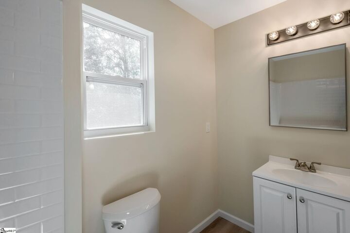 Property Photo:  815 S Liberty Street  SC 29306 