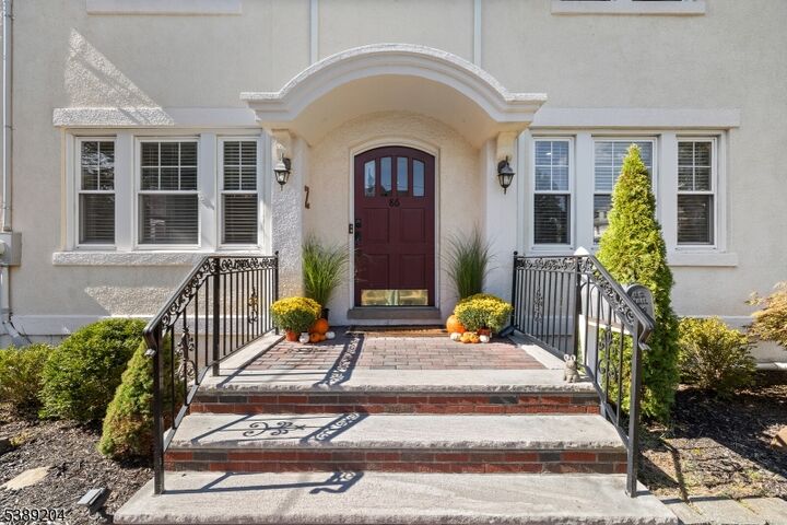 Property Photo:  86 Wheaton Pl  NJ 07070 