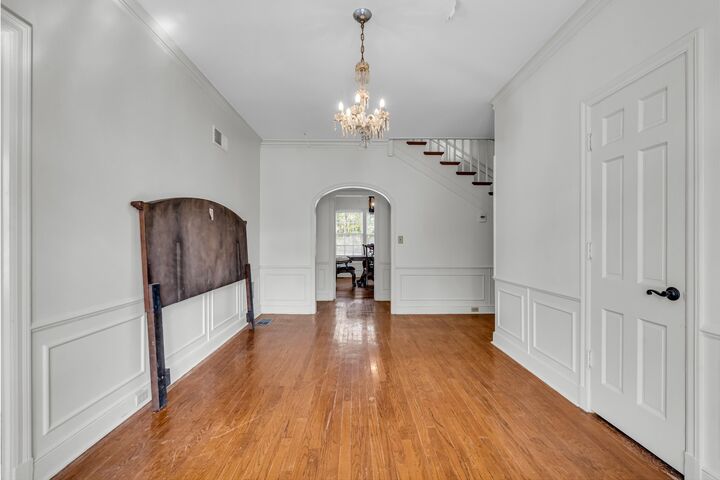 Property Photo:  238 Calhoun St  MS 39773 