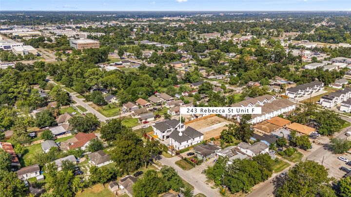 Property Photo:  243 Rebecca Street F  TX 77022 