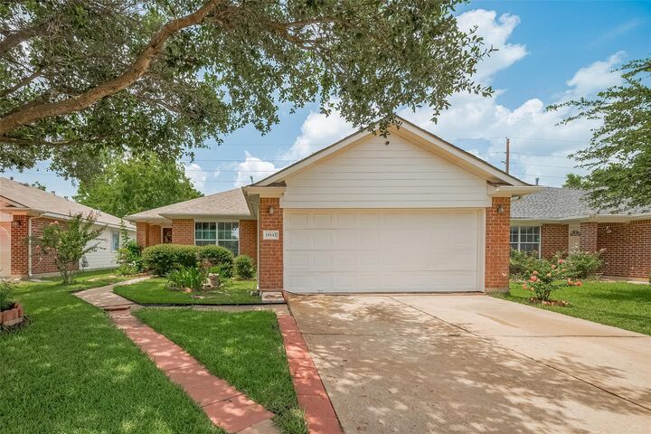 Property Photo:  19142 Lakota Drive  TX 77449 