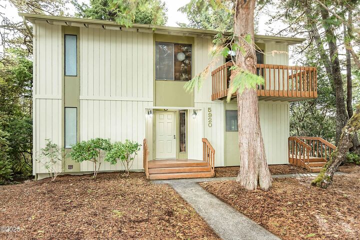 5920 La Plaza Place  Lincoln City OR 97367 photo