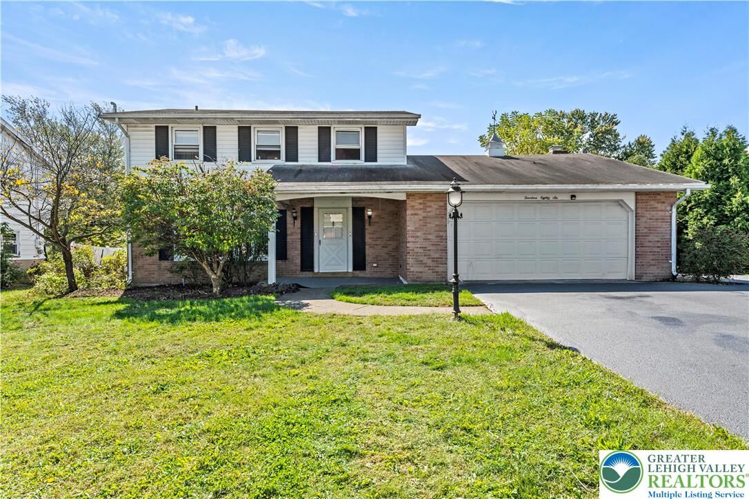 Property Photo: 1486 Holland Avenue PA 18017