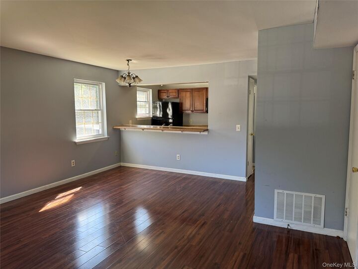 Property Photo:  276 Temple Hill Road 2201  NY 12553 