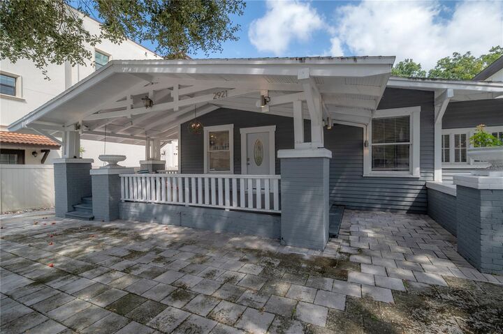 Property Photo: 2921 W El Prado Boulevard FL 33629